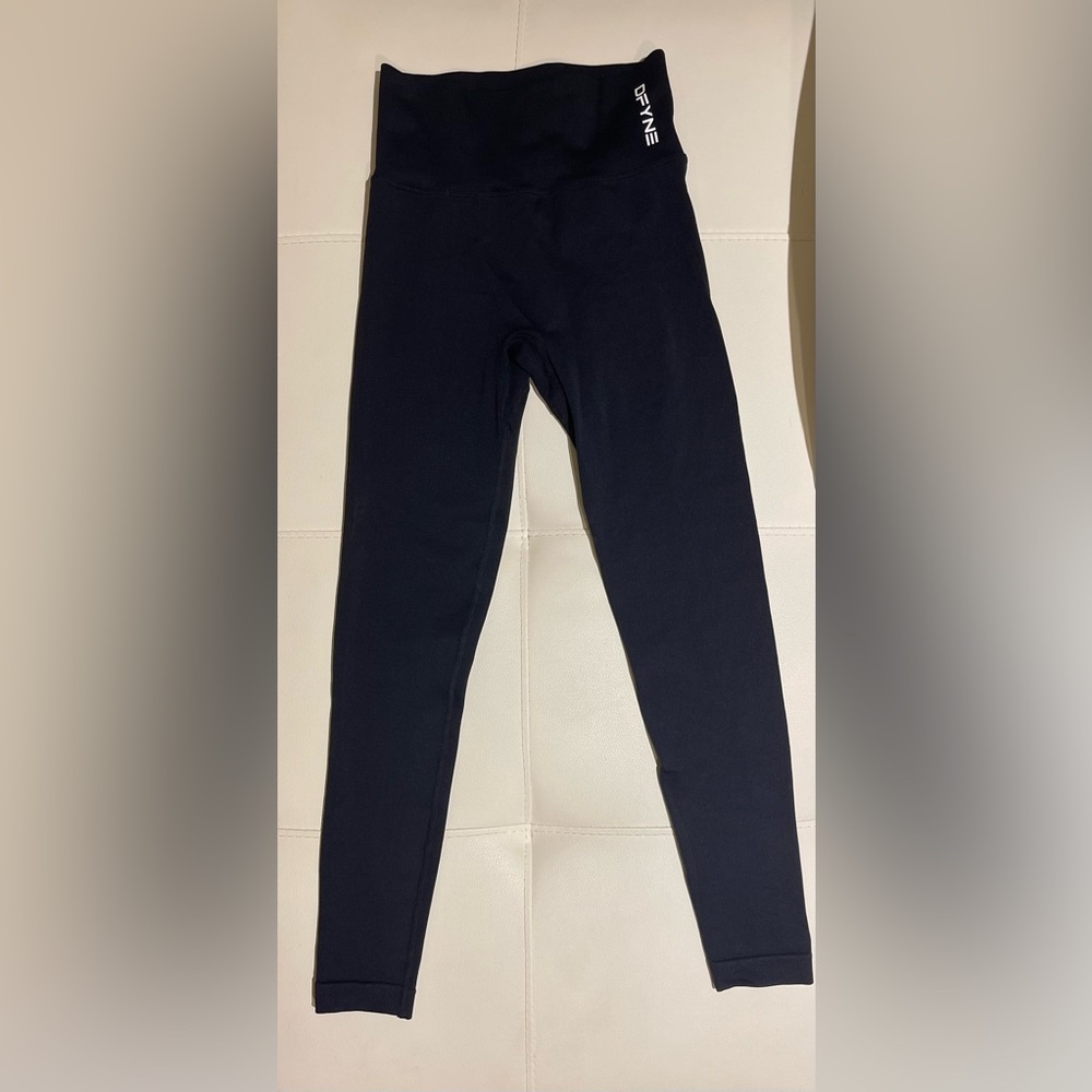 Dfyne scrunch dynamic leggings black xs